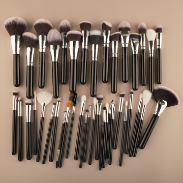 Competitive Price Professional Makeup Brush Set - 40 Pcs Black Brushes OEM ODM Manufacturer