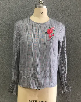 Polyester Women's Long-sleeve Dyed Round Neck Blouses