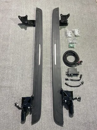 Electronic side step for 2023 Range Rover