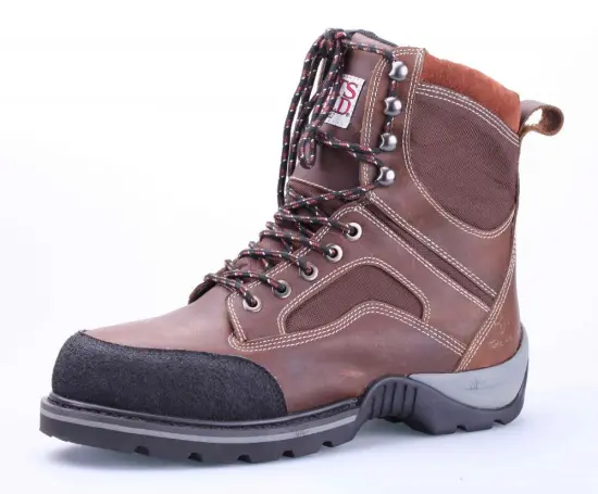 Slip resistant steel toecap rubber outsole boot