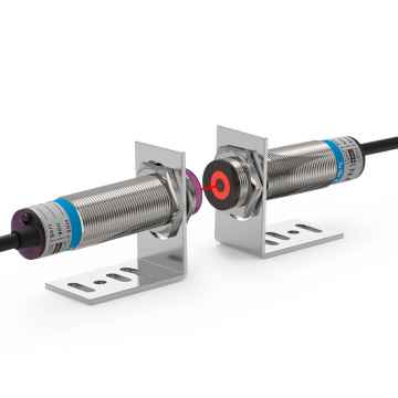 GTRIC M18シリーズ：30mのセンシング距離と10-30V DC電源を備えた30mのセンシング距離と互換性のあるビームレーザー光スイッチセンサー