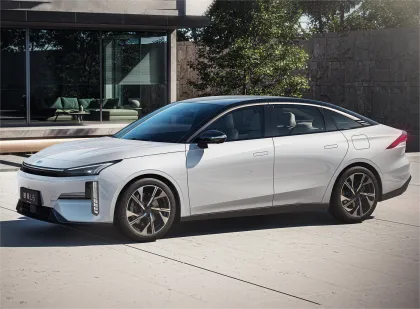 2023 Geely Auto Galaxy L6 1.5T DHT Hybrid Sedan - New Energy Vehicle Yinhe L6