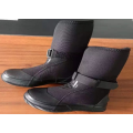 Meilleure colle sur des bottes de combinaison pour le Drysuit