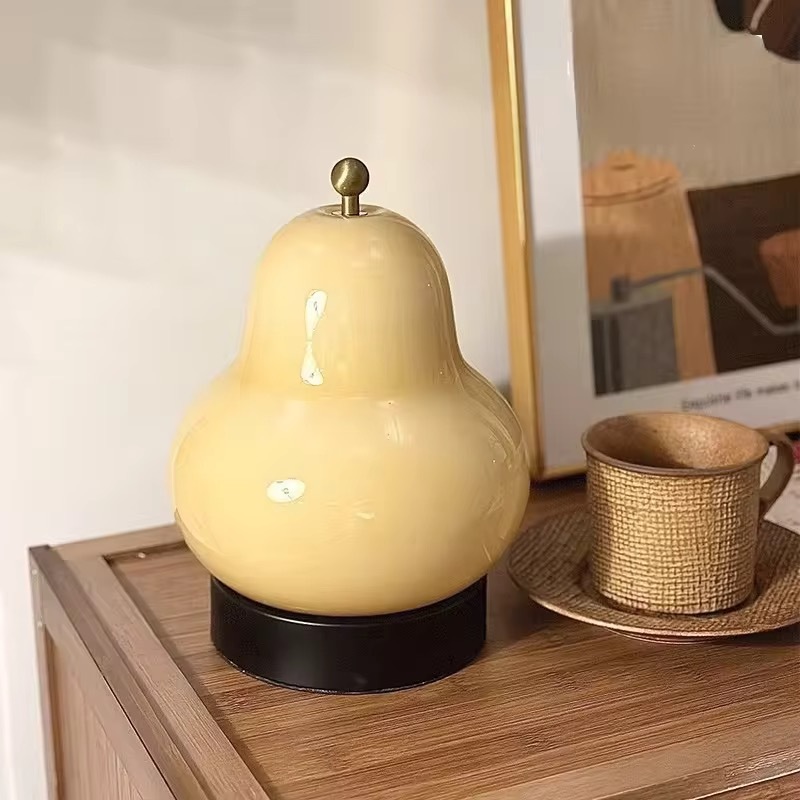 Cream Creative Style Pear Table Lamp