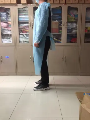 protective clothing isolation gown waterproof gown