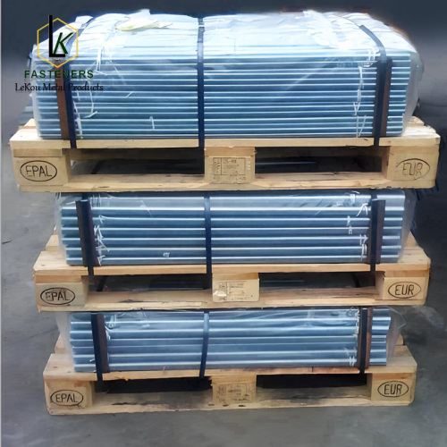 Рэзьбавыя стрыжні DIN976 на продаж