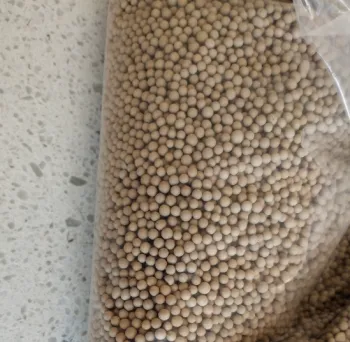 Active mineral desiccant