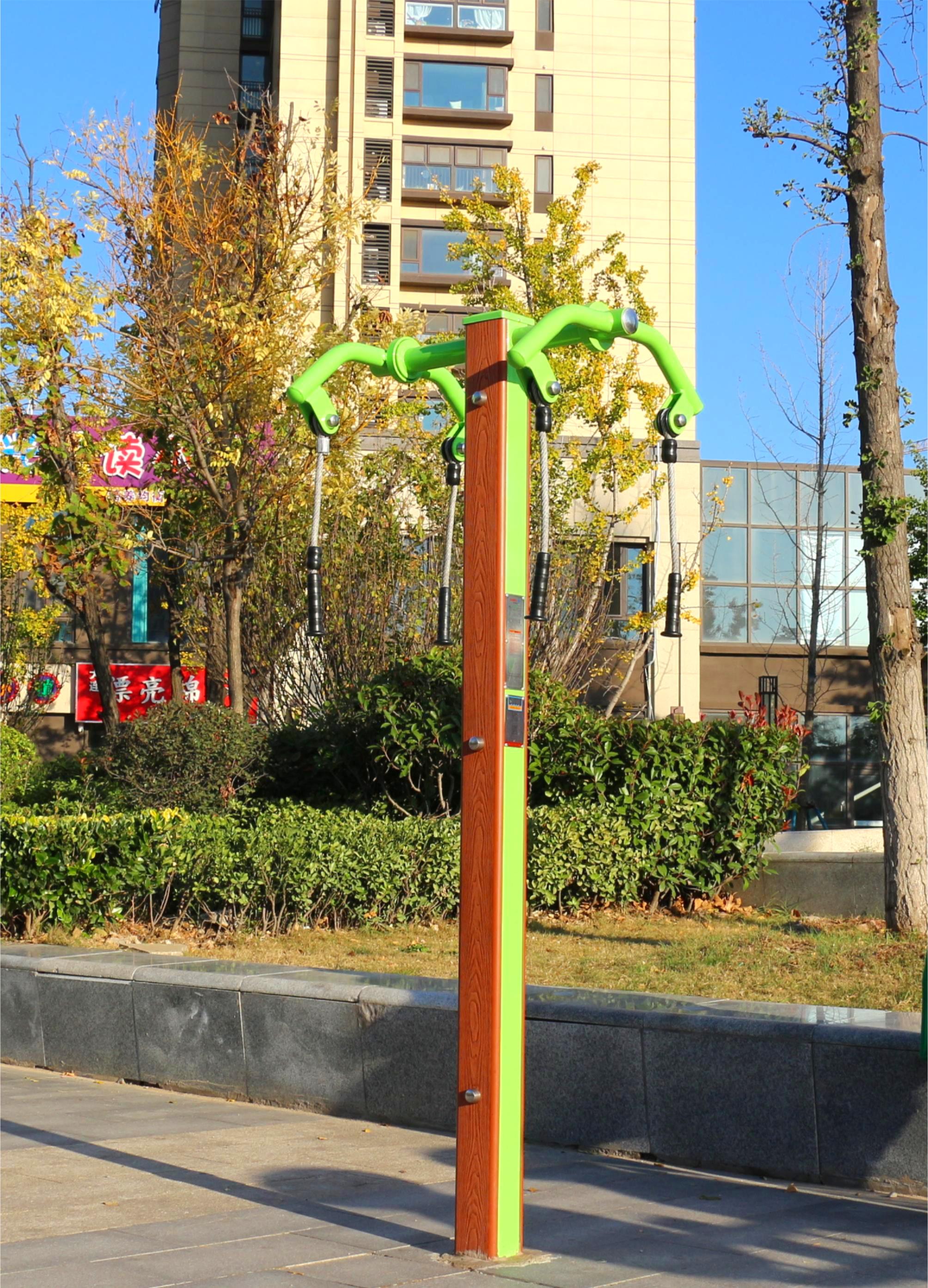 Outdoor fitness equipment