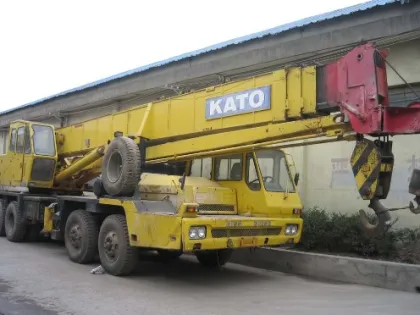 tadano KATO 35T crane