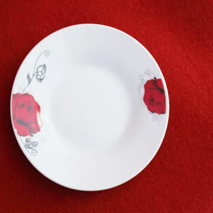 Round Shape Red Flower Porcelain Plate Tableware