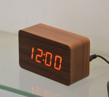2015 Most popular smart digital led decorative wooden clock