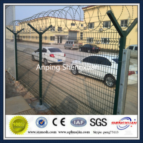 Y Post Razor Wire Welded Mesh Fence for Prison or Airport