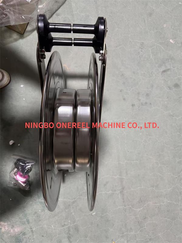 AlSI 304 Stainless Steel Fixed Hose Reel (5)