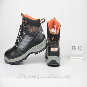 Black lightweight safty boots