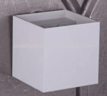 alibaba 2*3w black or white led wall light