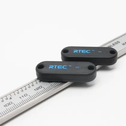 High-Temperature Resistant UHF RFID Tag for Industrial Devices: 300°C on Metal