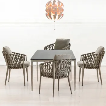 Villa Cast Aluminum Outdoor Dining Set for Your Garden and Patio