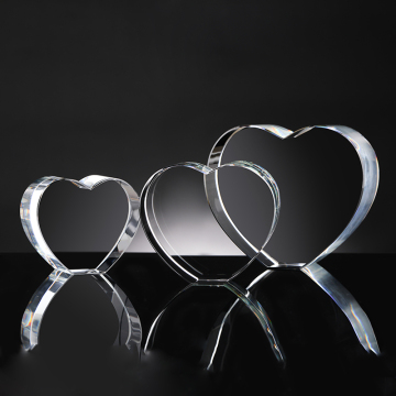3D Heart Shaped Crystal Engravings for Wedding and Birthday Gifts