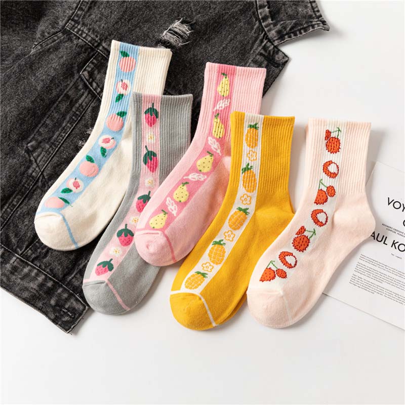 Cute Fresh Fruit Funny Socks Kawaii Peach Strawberry Pear Pineapple Sweet Socks Women College Style Harajuku Sokken Skarpetki