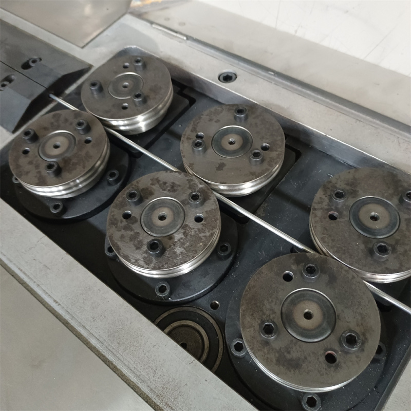Customized CNC 2D Steel Wire Bending Machine