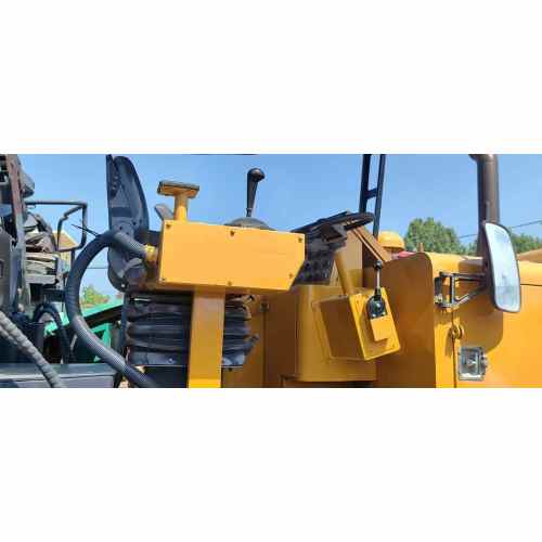 Máquina de moer para manutenção de estradas