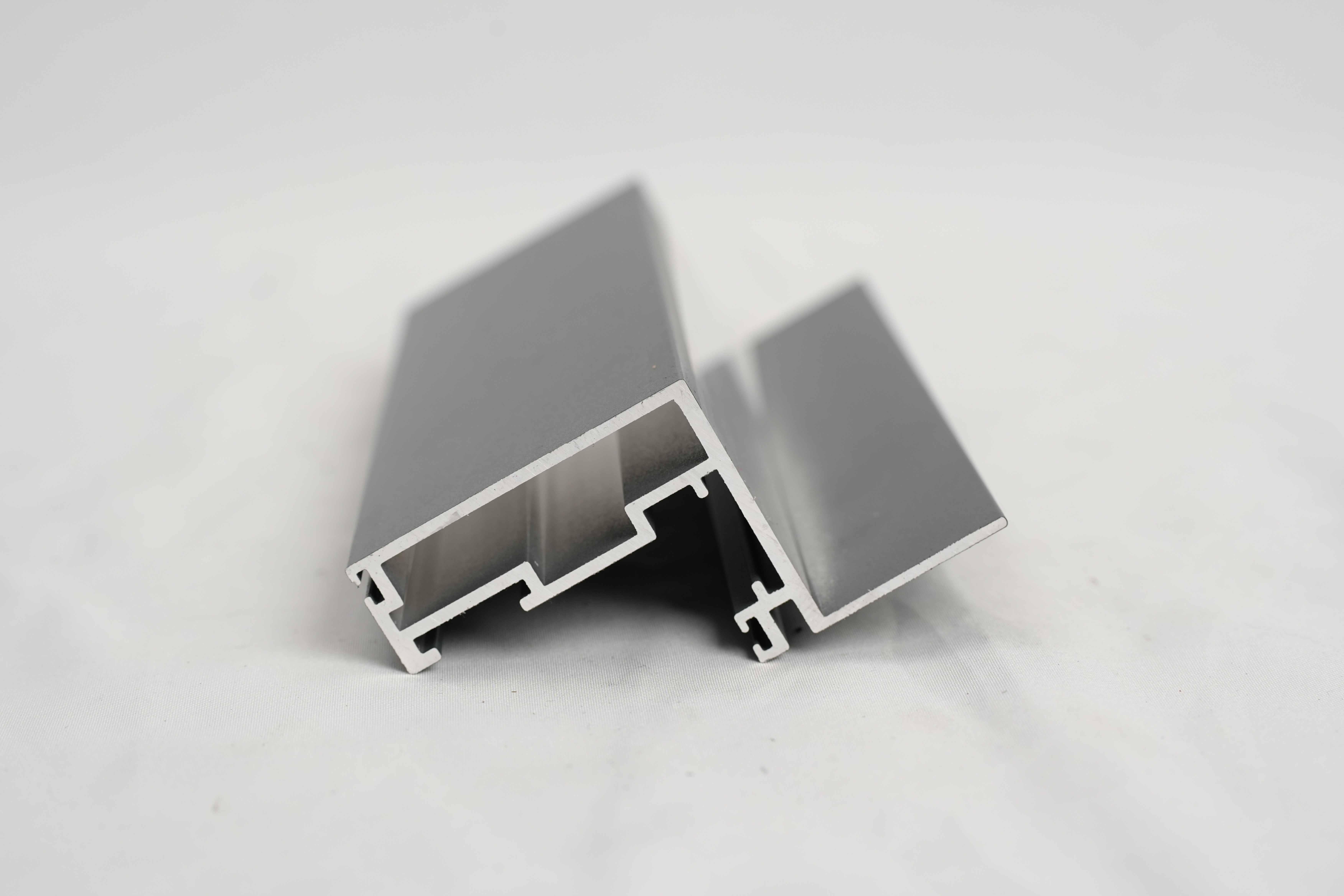 Structural curtain wall profiles
