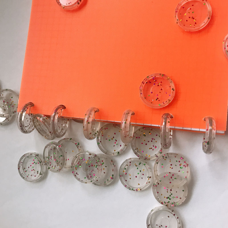 30pcs Shining Notebook Plastic Binding Mushroom Hole Button Plastic Round Discs Loose leaf Coil 360 Degree Buckle Office Supplie
