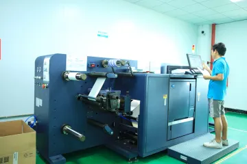 Best design waterproof cosmetic label sticker printing