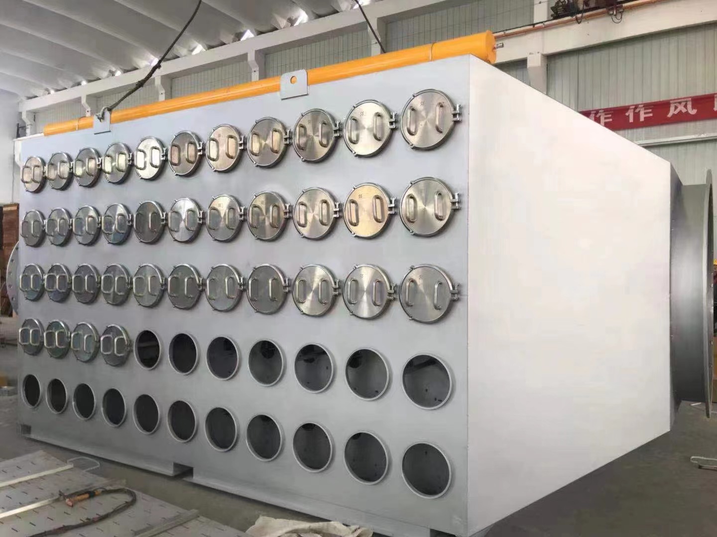 Industrial high-temperature resistant dust collector