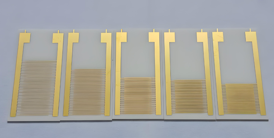 Metallized ceramic packaging substrate