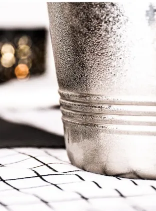 Luxury Thickened Large 304 Stainless Steel Ice Bucket Bar Champagne Buckets Kitchen Storage Buckets Wine Coolers Chillers 5L