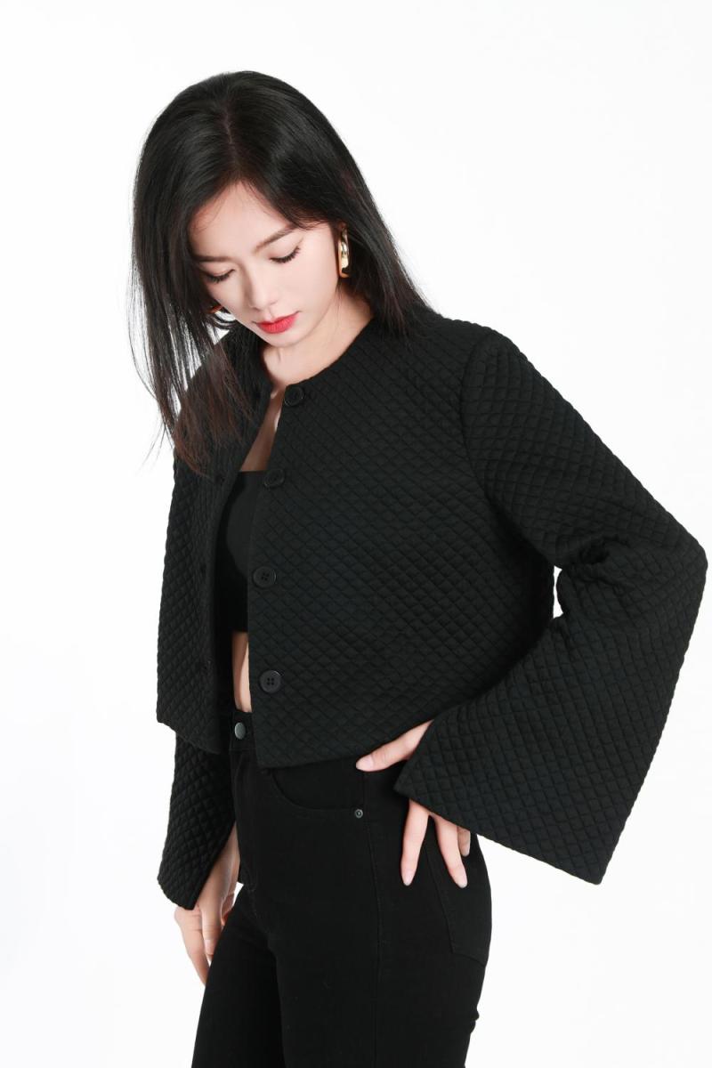 Ladies Black Woven Jacket