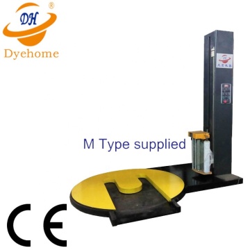 Pallet stretch wrapping machine with M type