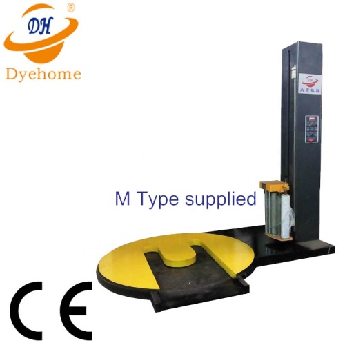 Pallet stretch wrapping machine with M type