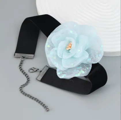 Brave Light Korean Velvet Big Lace Rose Flower Clavicle Necklace