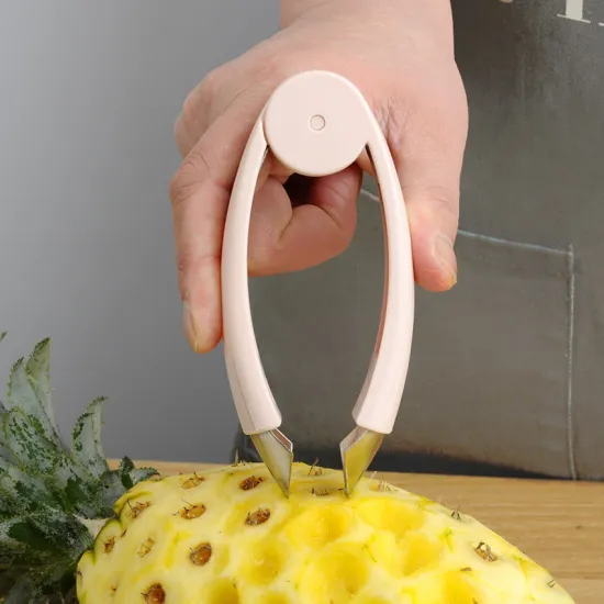 Stainless Steel Pineapple Core Remover: A Multi-Functional Household Artifact for Pointed Fruit like Strawberries