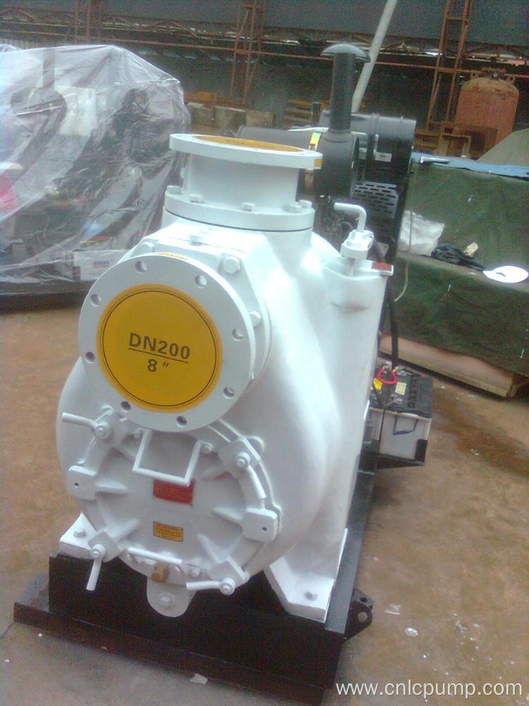 Self priming centrifugal pump with diesel engine