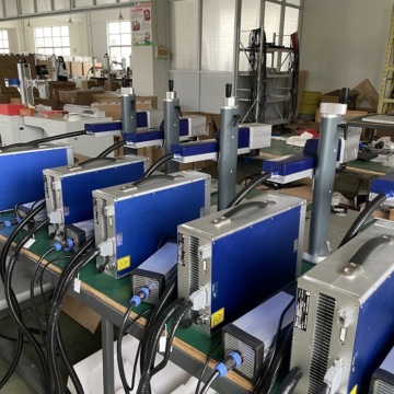 Flying conveyor for pen marking laser marking machine