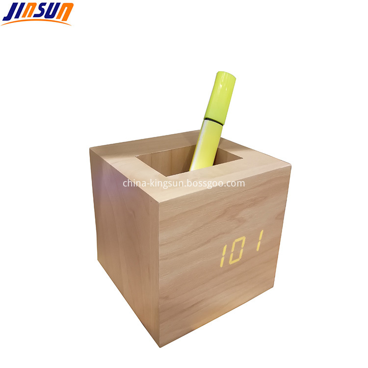 Wood Penholder Clock 514 2