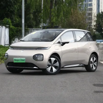 BAOJUN Cloud Yunduo LX: Mini EV Hatchback - Pure Electric Car Four-Door Five-Seater