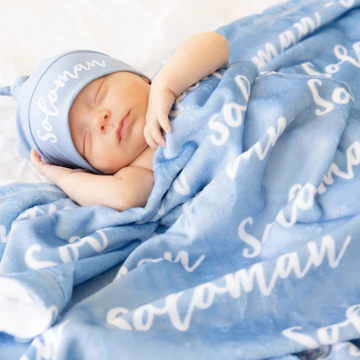 Personalized Monthly Growth Chart Baby Blanket with Soft Flannel and Custom Name for Newborns