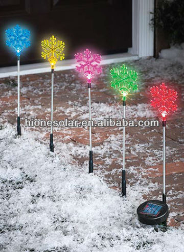 Solar Color-Changing LED Snowflake Light