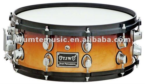 Professional lacquer snare drum JW-19