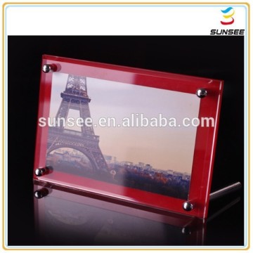 Hottest styles fancy gift Modern designer high quality home compact acrylic magnet photo frame with 100% virgin material
