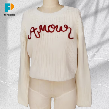 Boncuklu Nakışlı Yumuşak Fildişi Örme Kazak