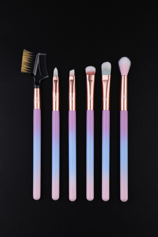 Saw 2010 Makeup Brush Details 02
