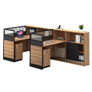 Divisória de tela para mesas de funcionários