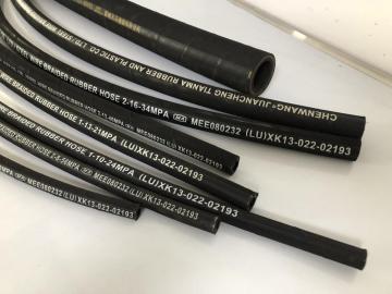 Hydraulic hoses SAE 100R2AT/EN853 2SN
