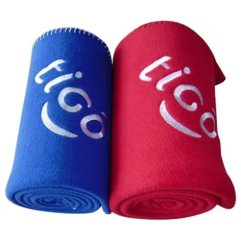Polar fleece blanket, 100% polyester super soft and comfortable, customized logos are accepted