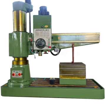 Z3063 Mesin bor radial hidrolik: Pengeboran efisien dengan komponen gearbox pompa motor inti